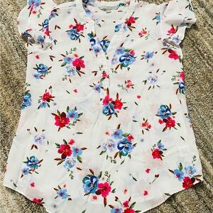 Valerie Stevens Floral Blouse with Red and Blue Accents (7)